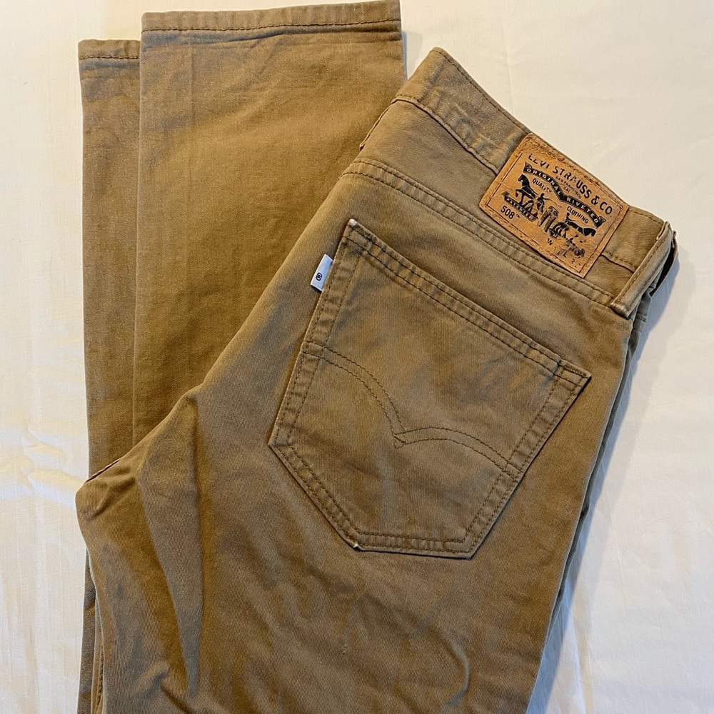 Levi’s Men’s 508 Khaki Regular Taper Jeans